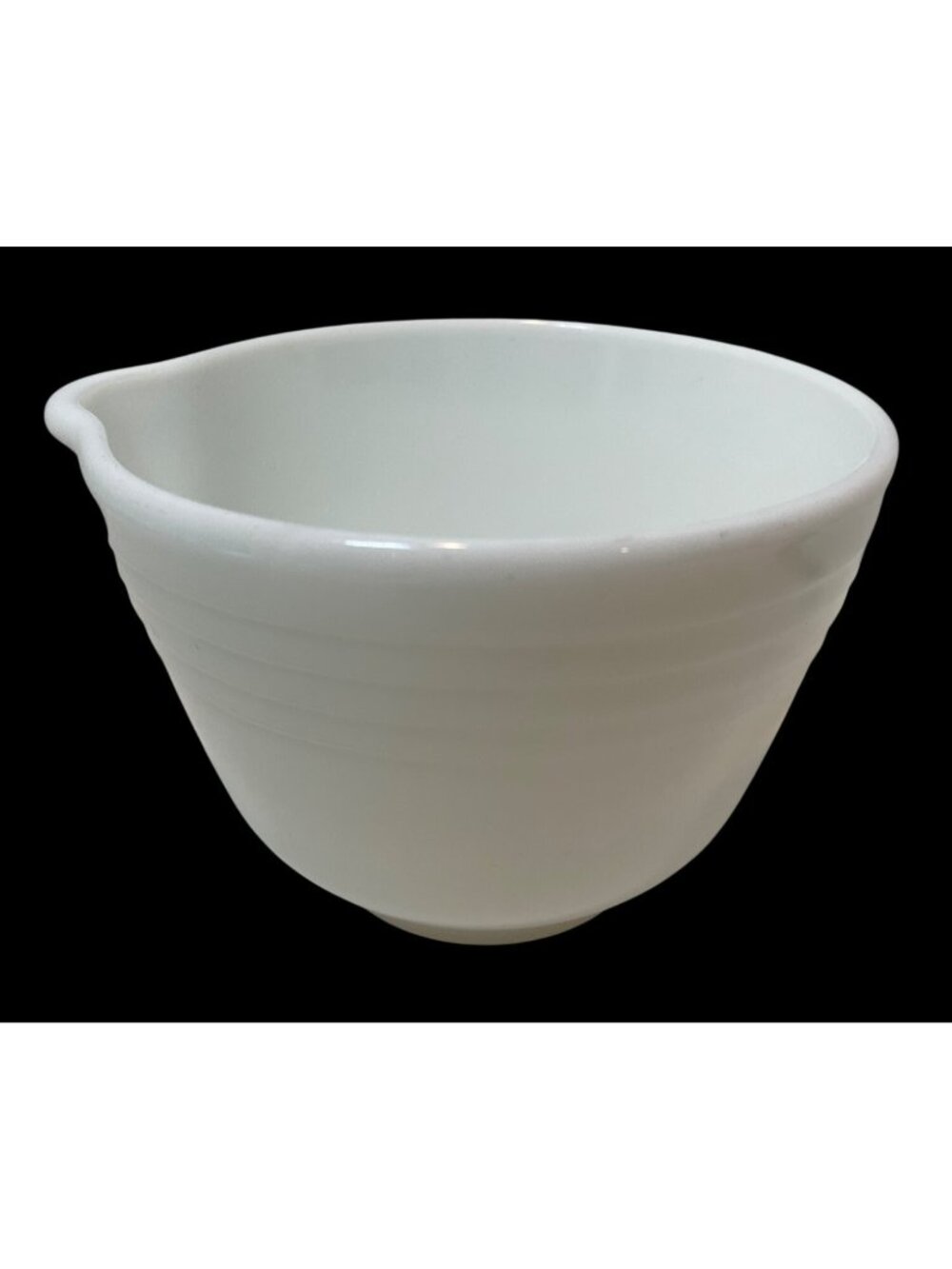 Hamilton Beach Milk Glass Mixing Bowl With Pour Spout Made In USA White Vintage